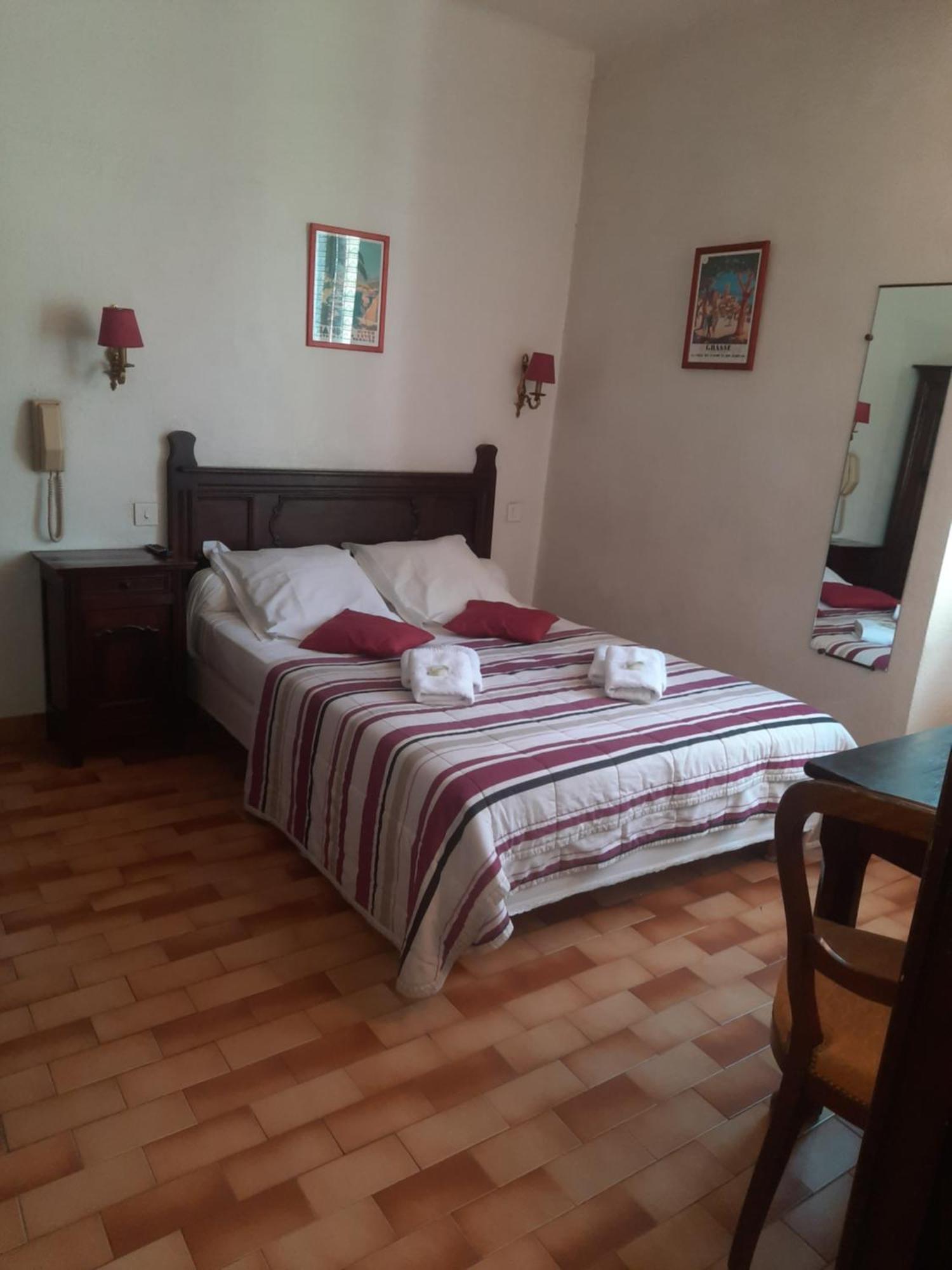 Hotel Central Digne-les-Bains Εξωτερικό φωτογραφία